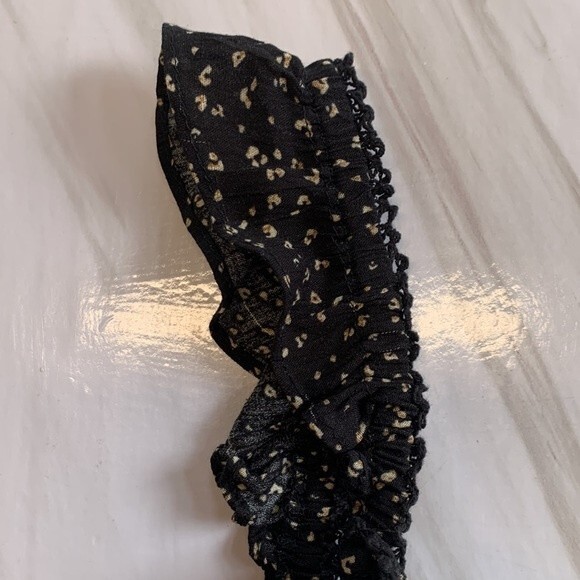 NWT Sim & Sam | Smocked Black Tan Front Tie Button Closure Tank L - Picture 7 of 8